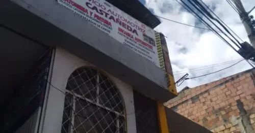 SERVICIO AUTOMOTRIZ CASTANEDA SERVICIO AUTOMOTRIZ CASTANEDA